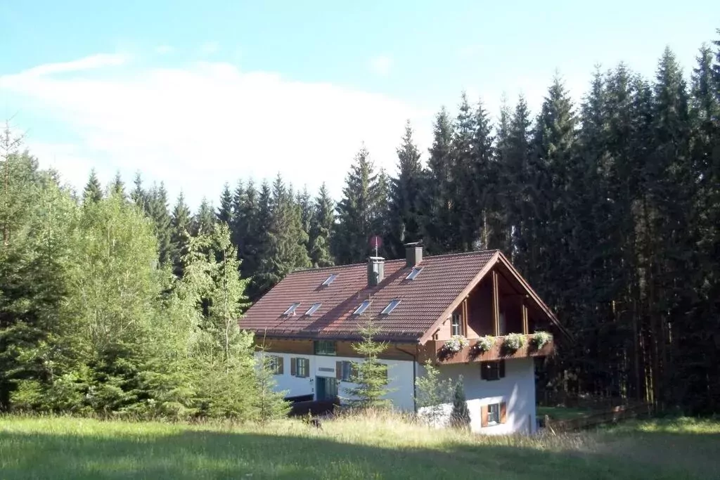 394157-Exterior summer