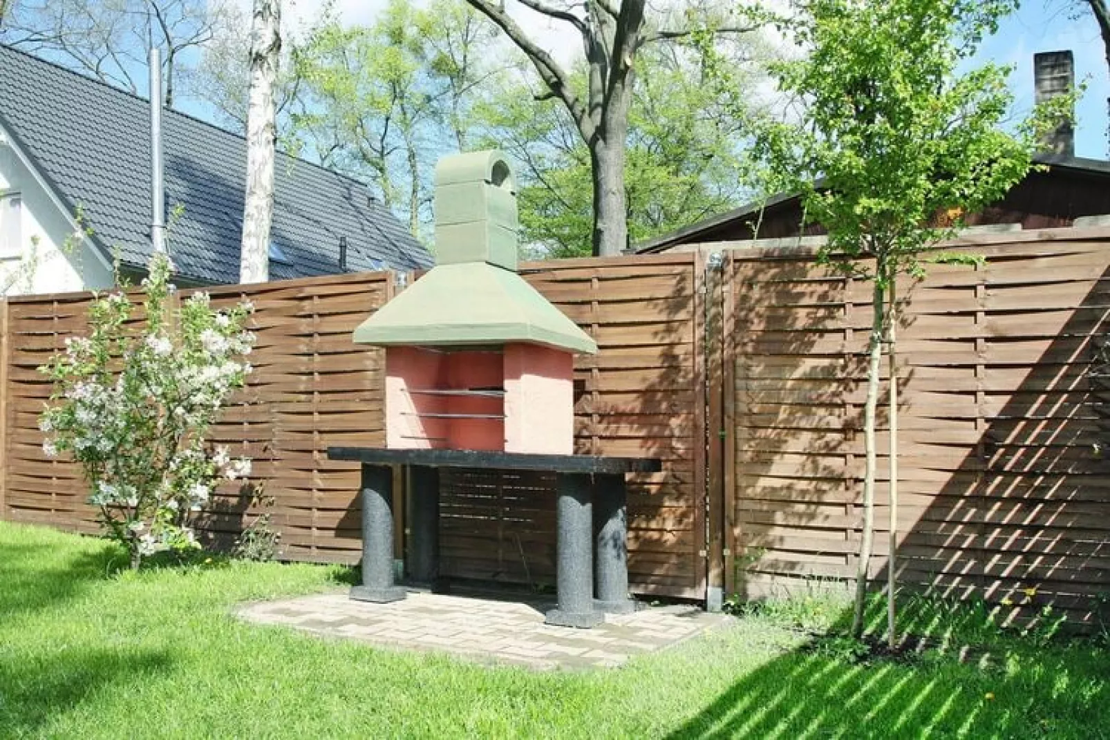 Unser Storchennest 2 Falkensee 42 qm-Gardens summer