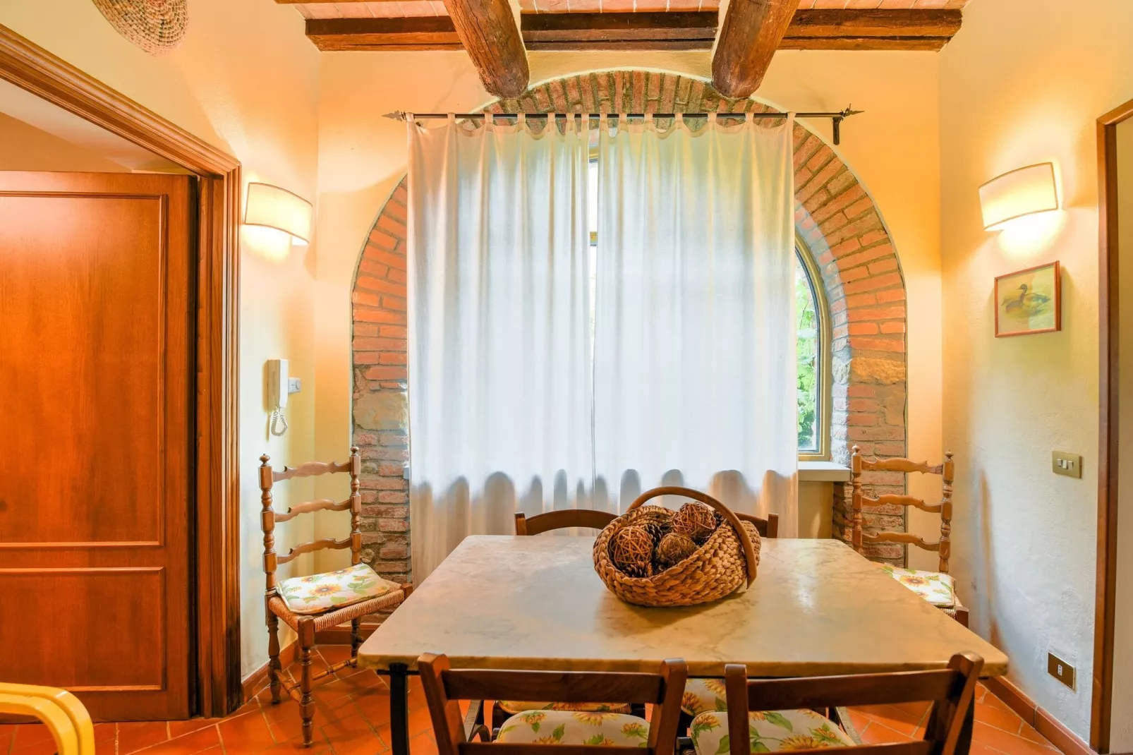 Il Fienile-Dining room