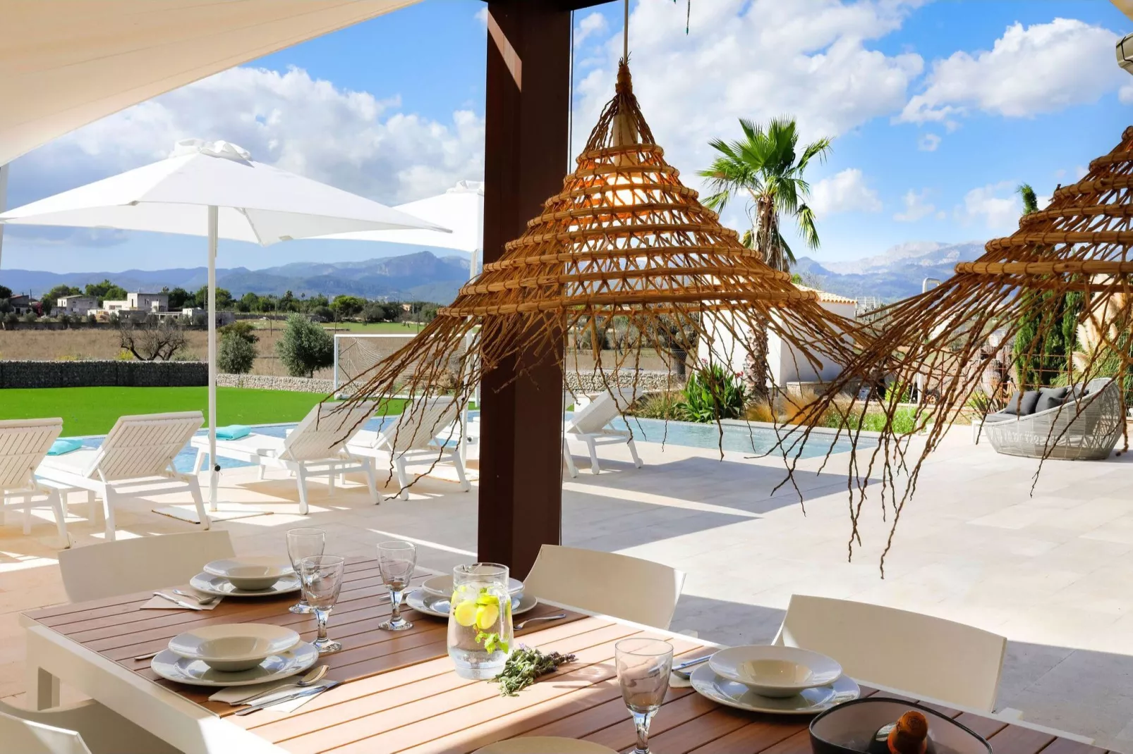 Son Set-Terrace balcony