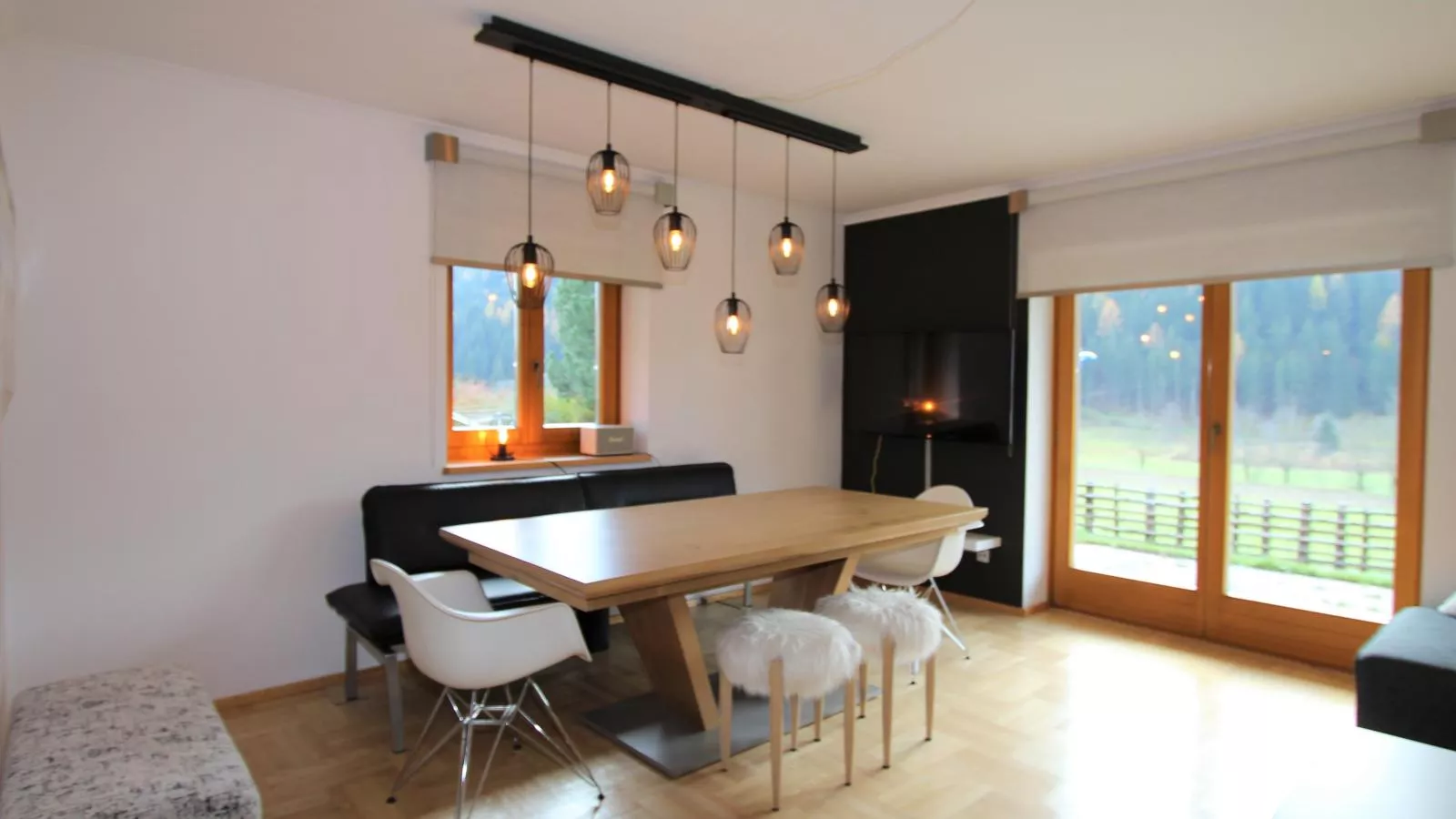 Hilde-Living room
