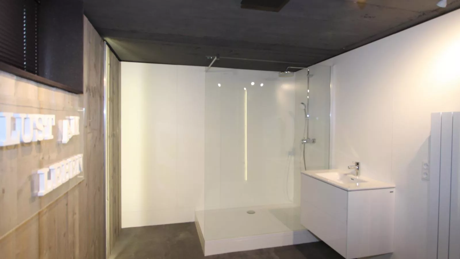 Hilde-Bathroom