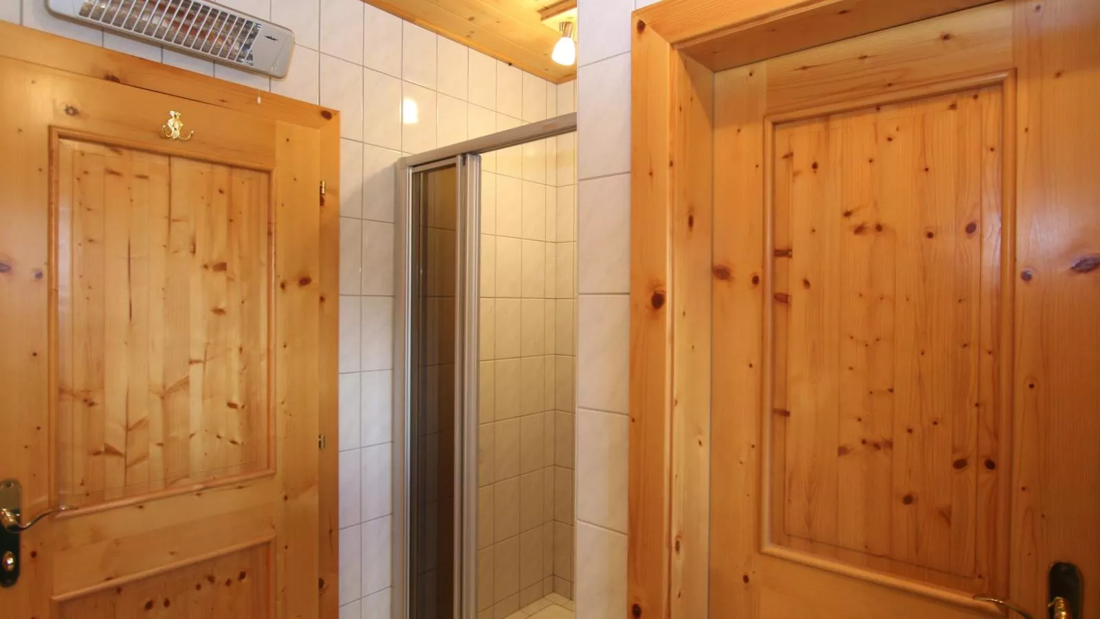 Hilde-Bathroom
