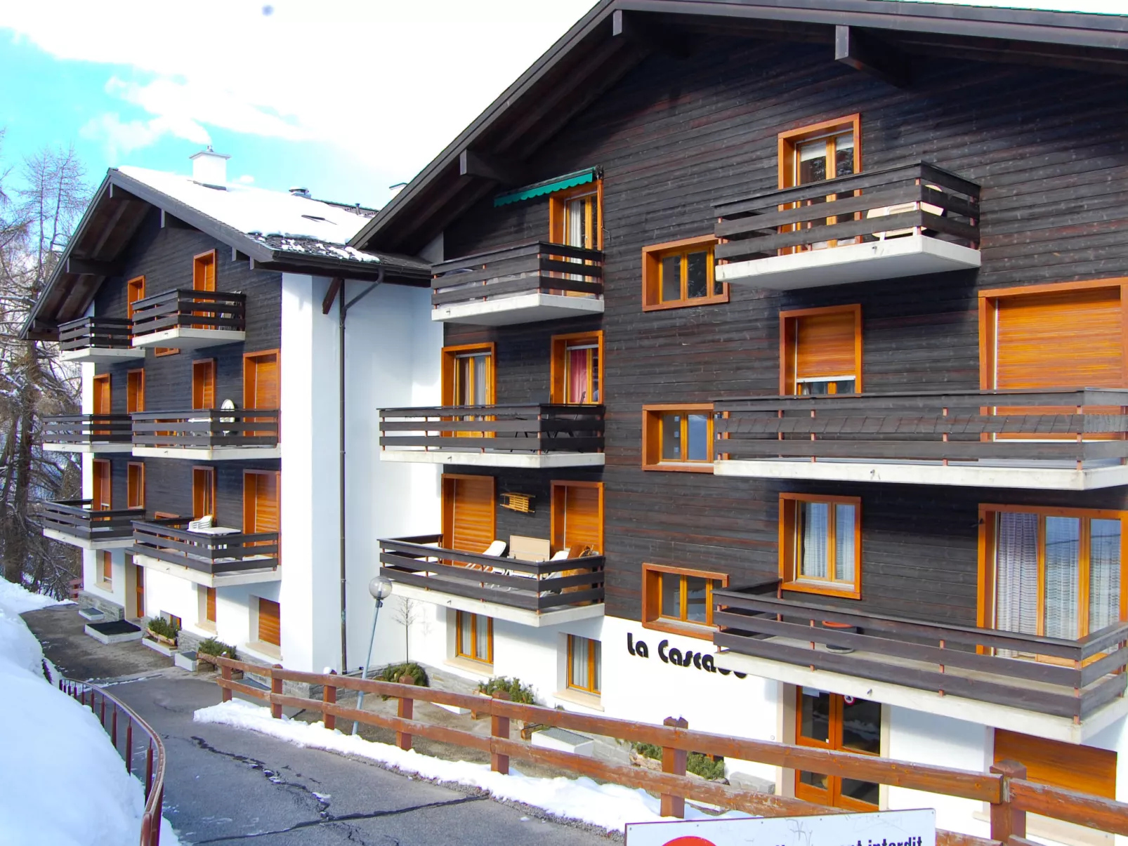 Swiss alps Cocoon Cascade 5-Outside