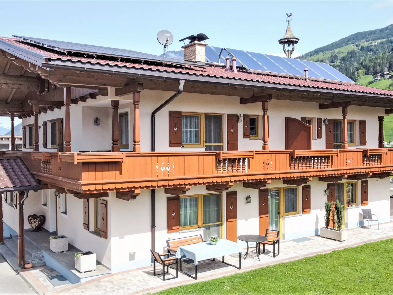 Apartment Wallischer Johann-Draußen