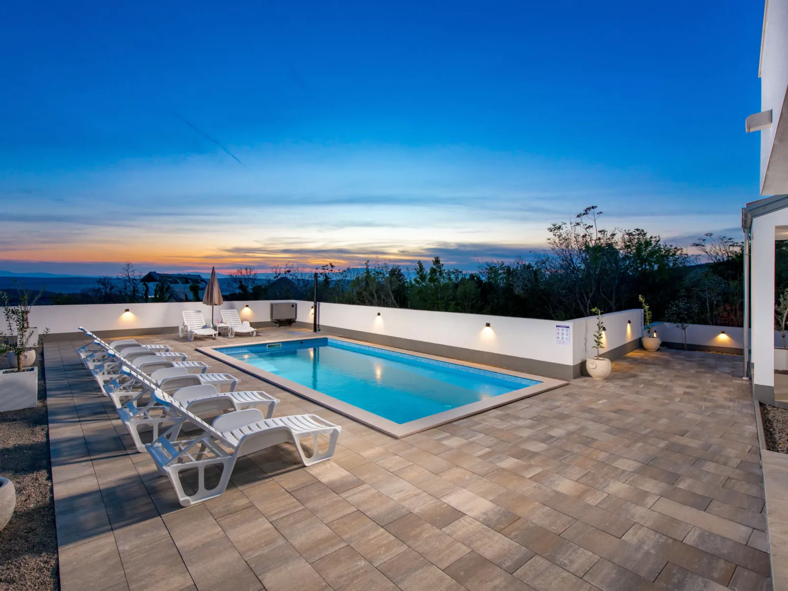 Villa Lea-Outside