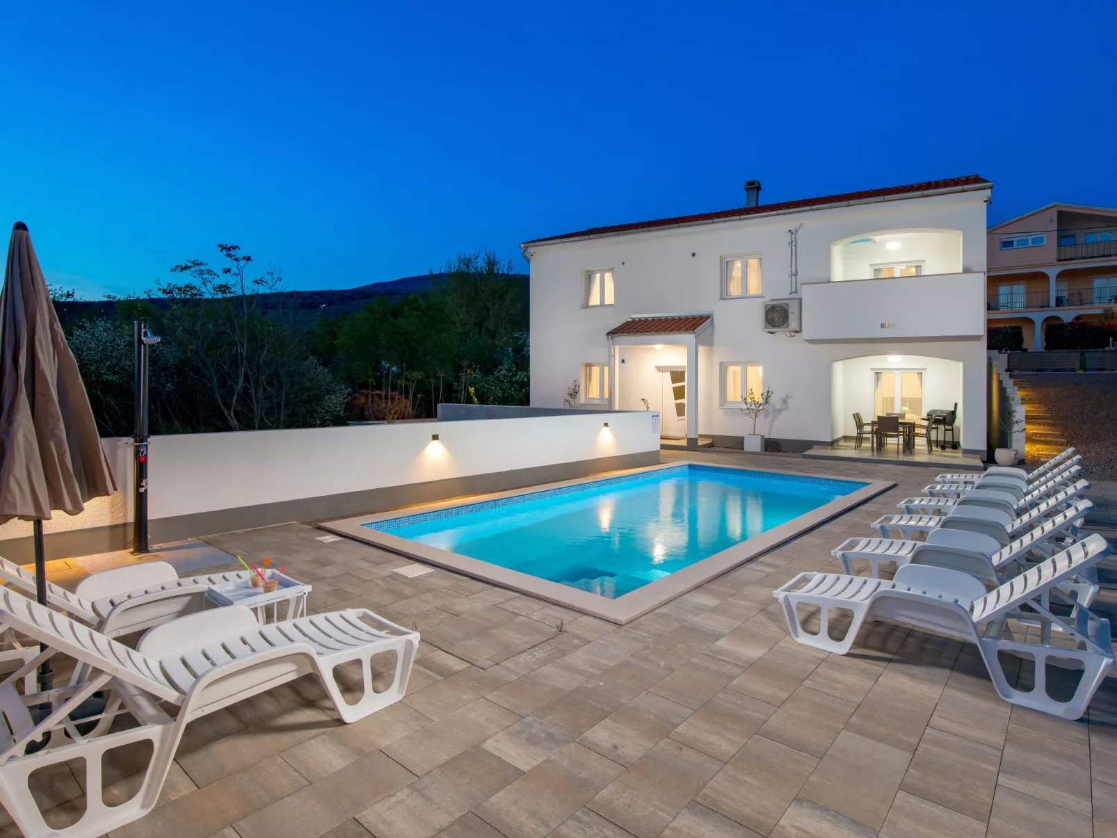 Villa Lea-Outside