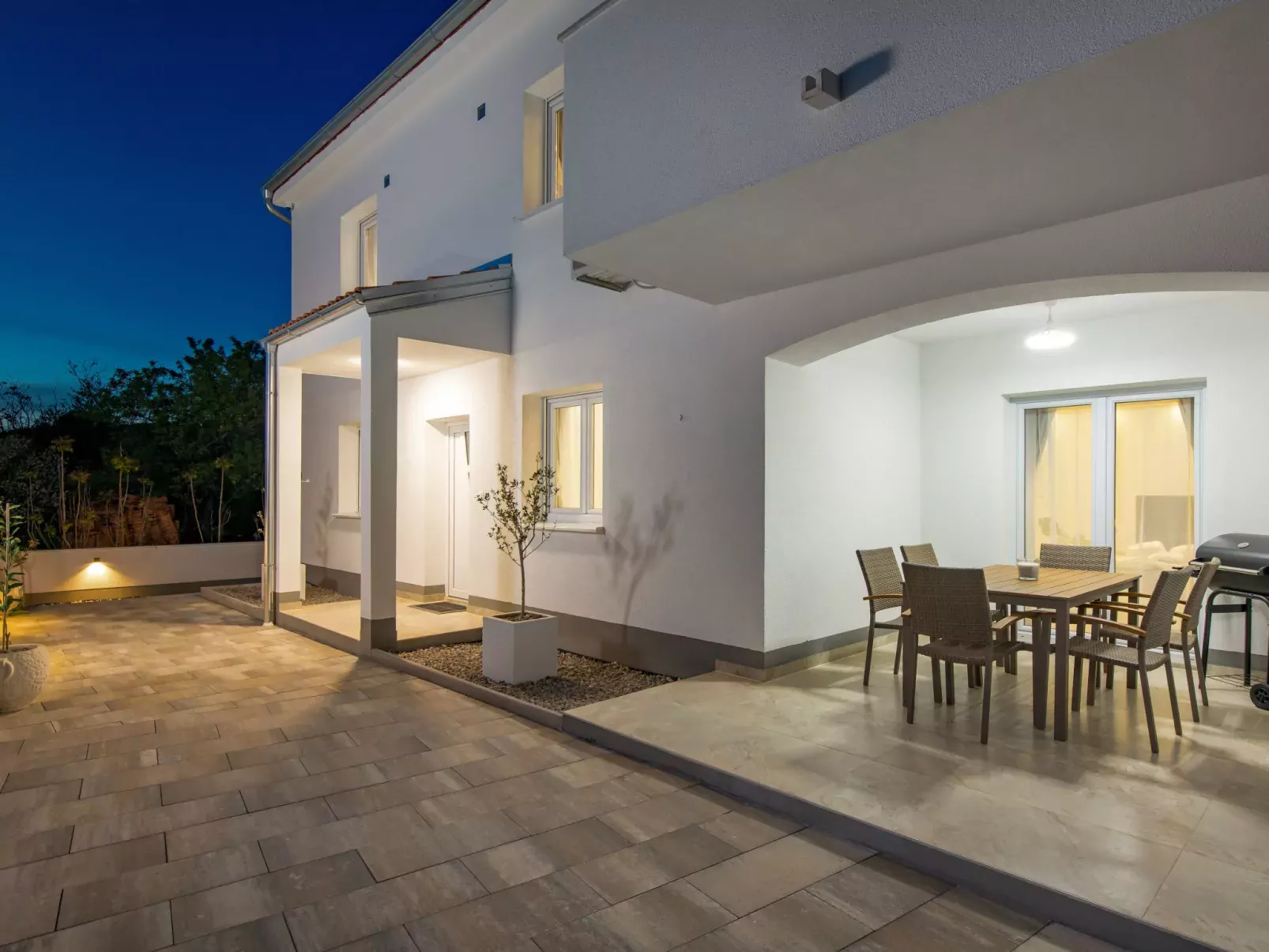 Villa Lea-Outside