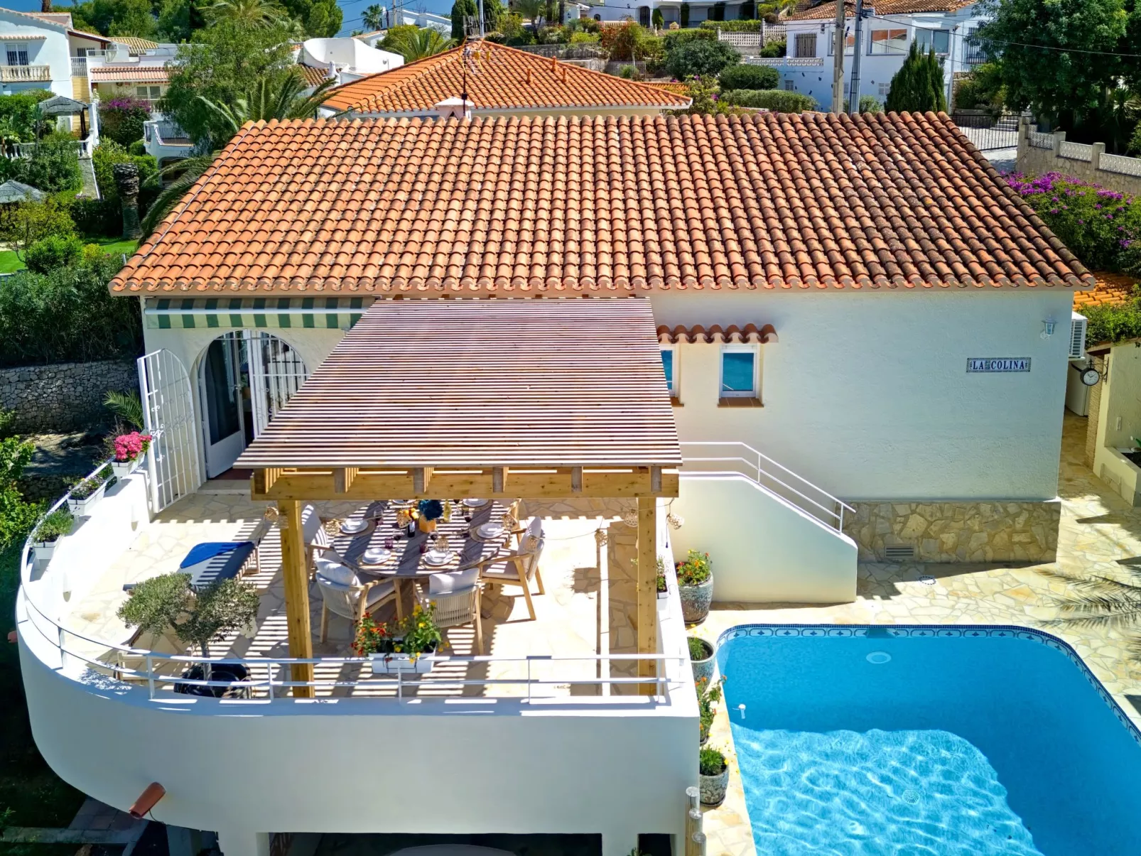 Villa La Colina-Outside
