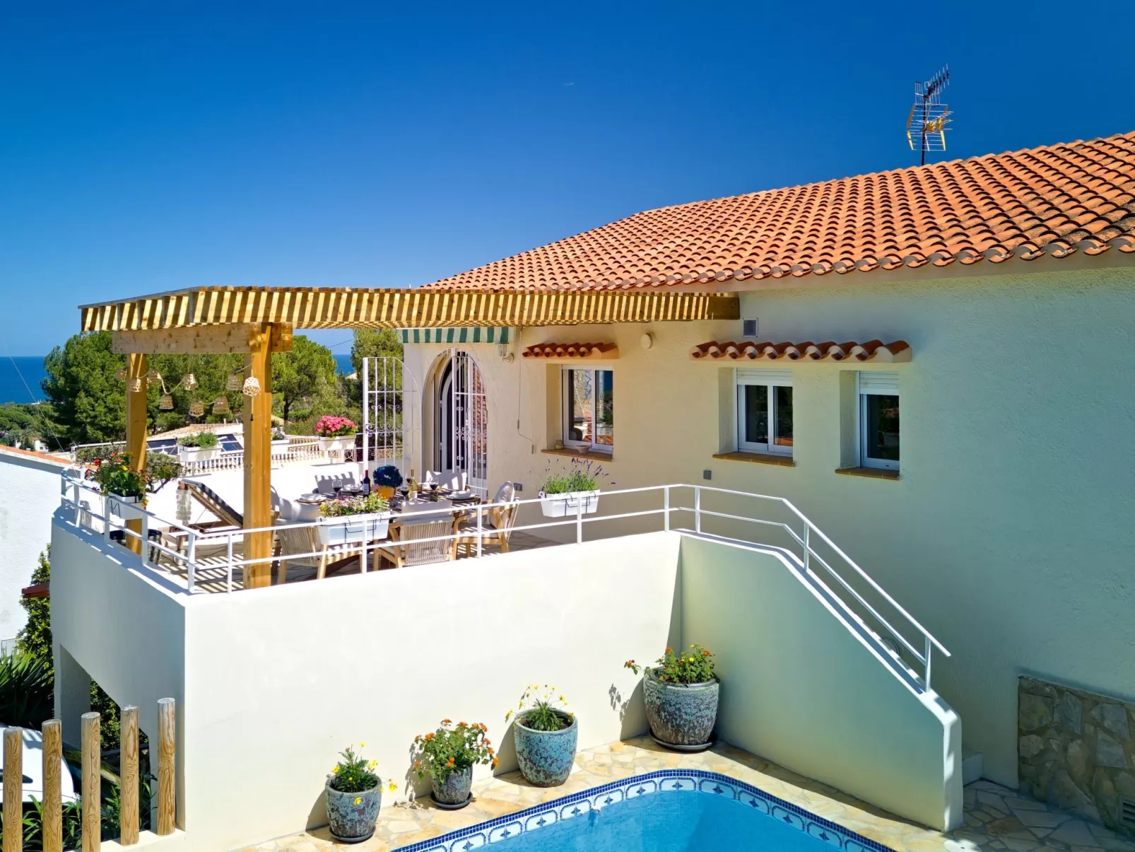 Villa La Colina-Outside