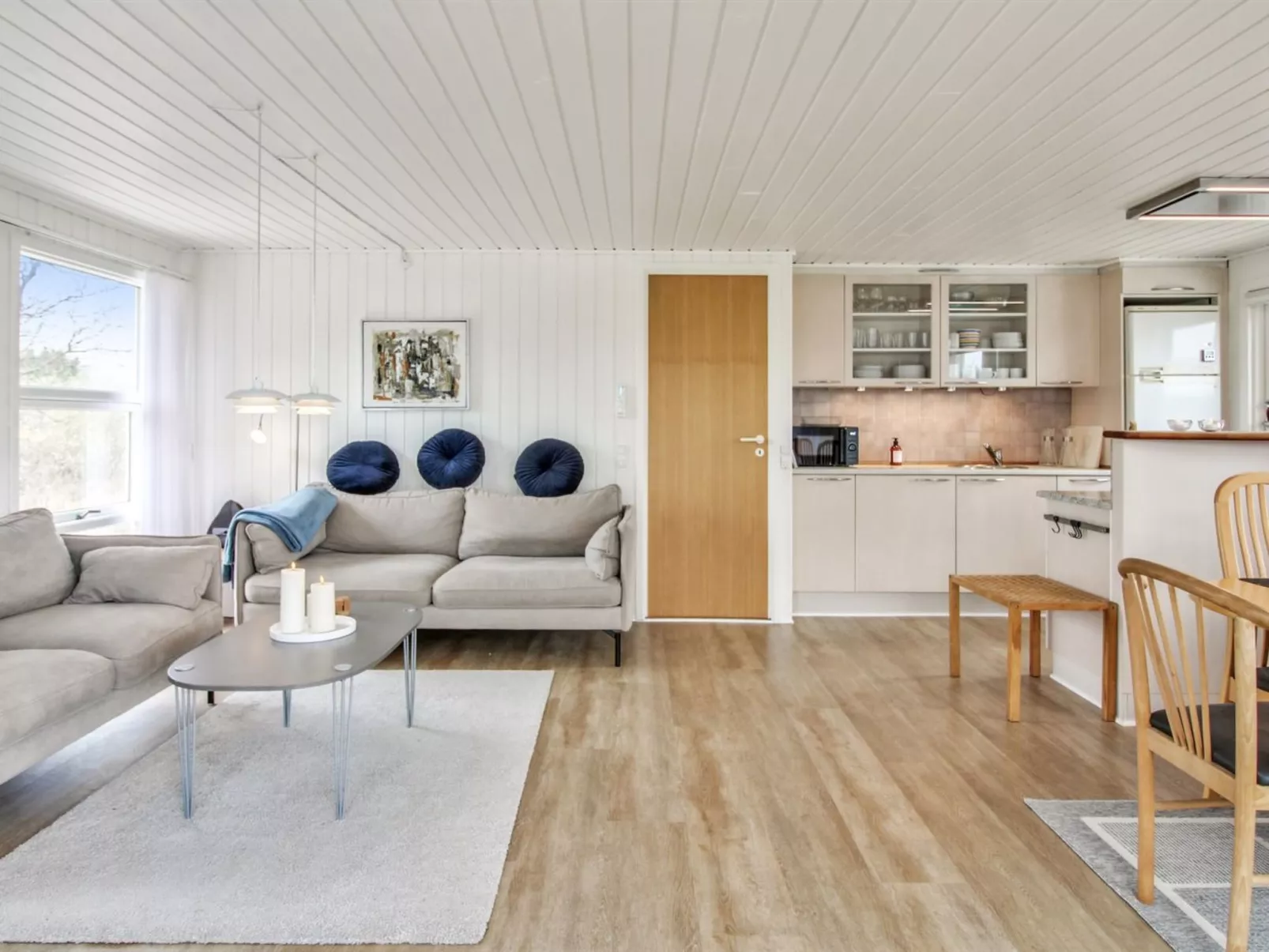"Bentine" - 400m from the sea-Dedans