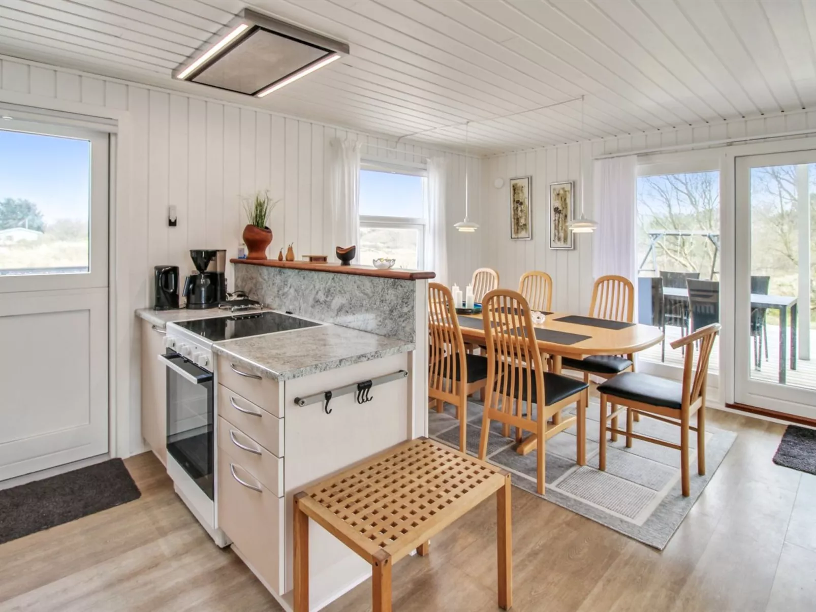 "Bentine" - 400m from the sea-Dedans
