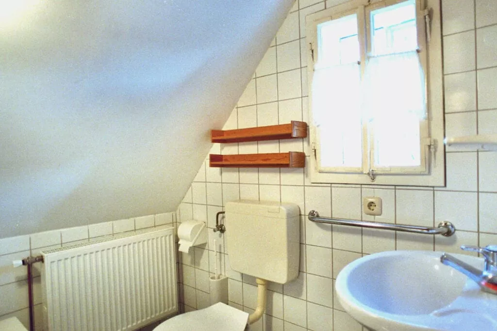 5264-Bathroom
