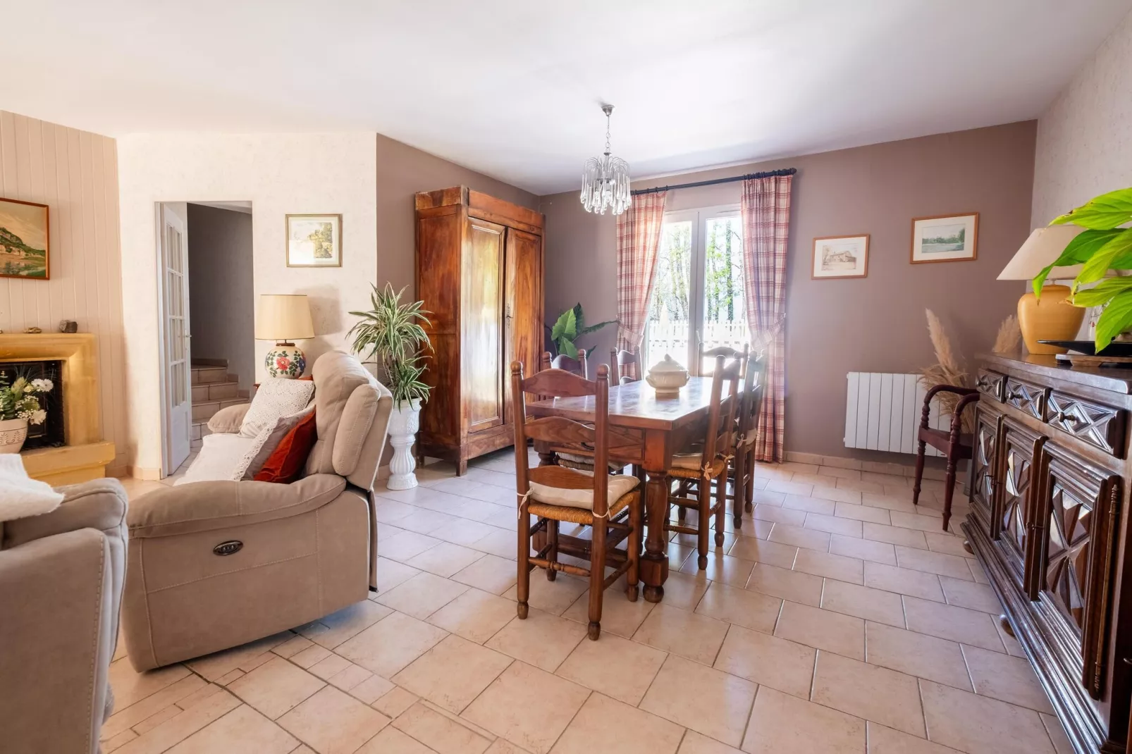 La Périgourdine-Dining room