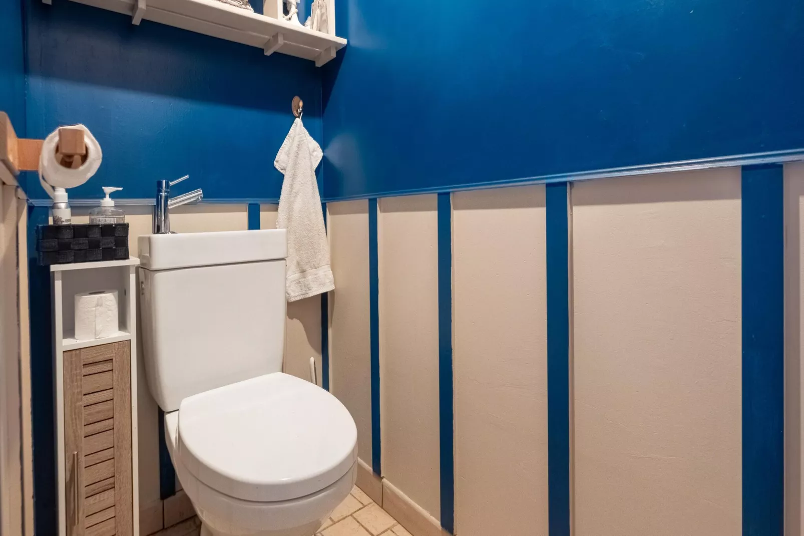 La Périgourdine-Bathroom