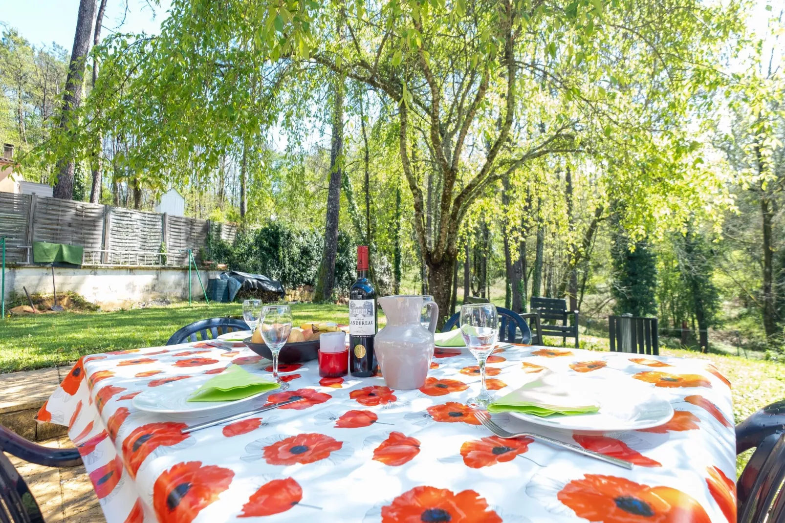La Périgourdine-Gardens summer