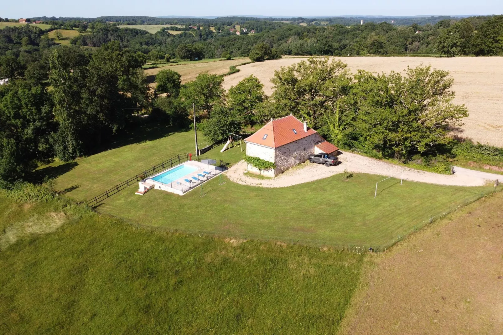 Maison de vacances Rueyres-Zones d'été à 1 km