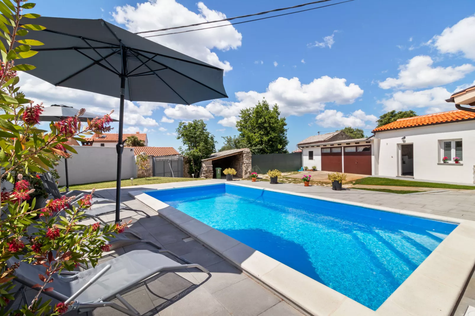 Holiday House Marin-Schwimmbad
