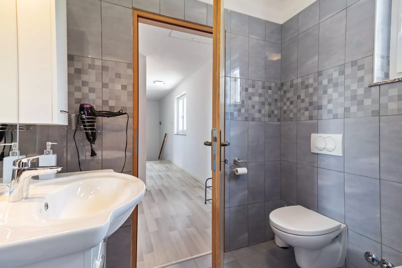 Holiday House Marin-Badezimmer