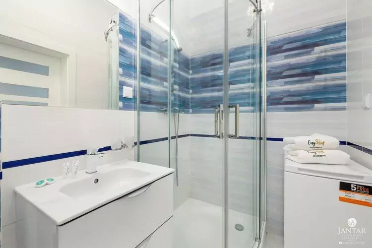 Apartament Grunwaldzka 12c-22 Pobierowo-Bathroom