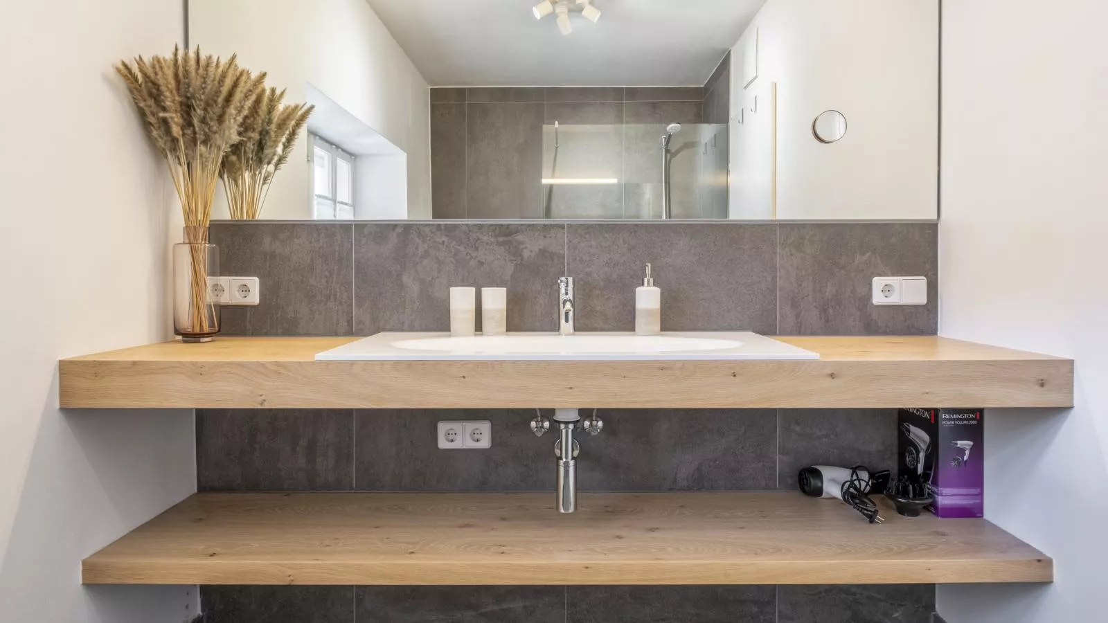 Zentral-Bathroom
