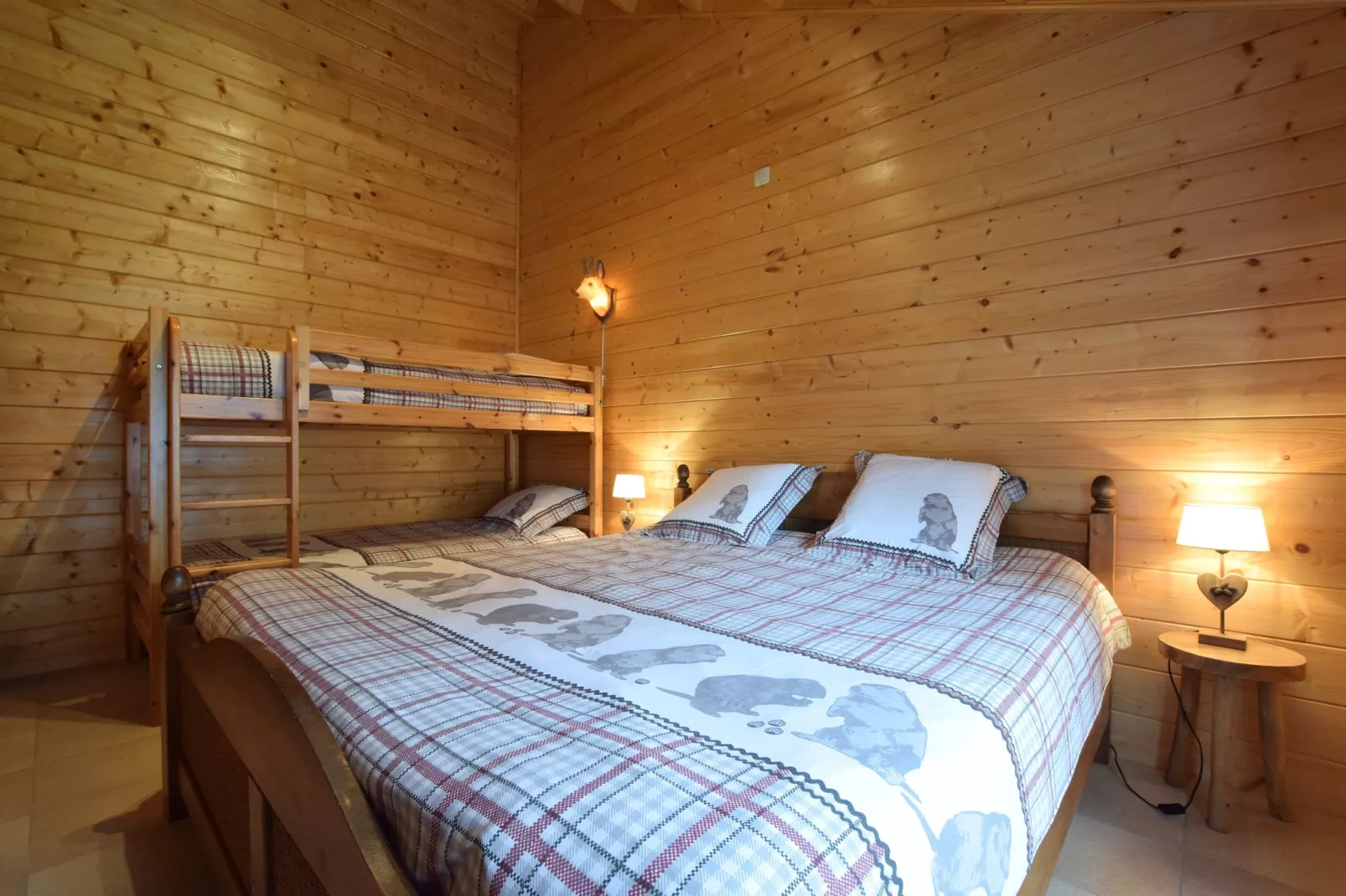 Happy Wood Chalet-Bedroom