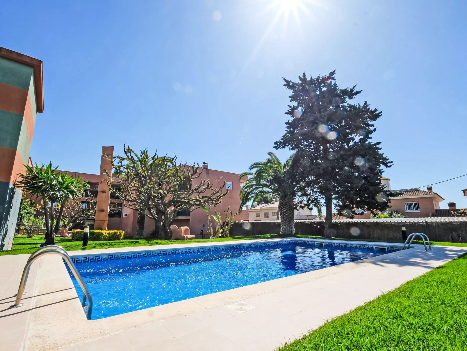 Playa Tarraco-Outside