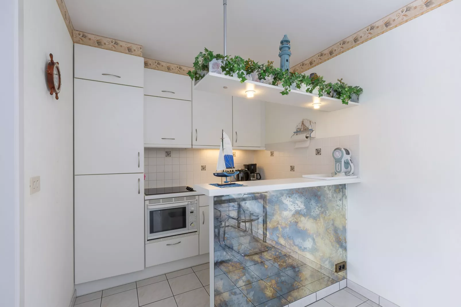 Golf Azur I Biarritz 0003-Kitchen