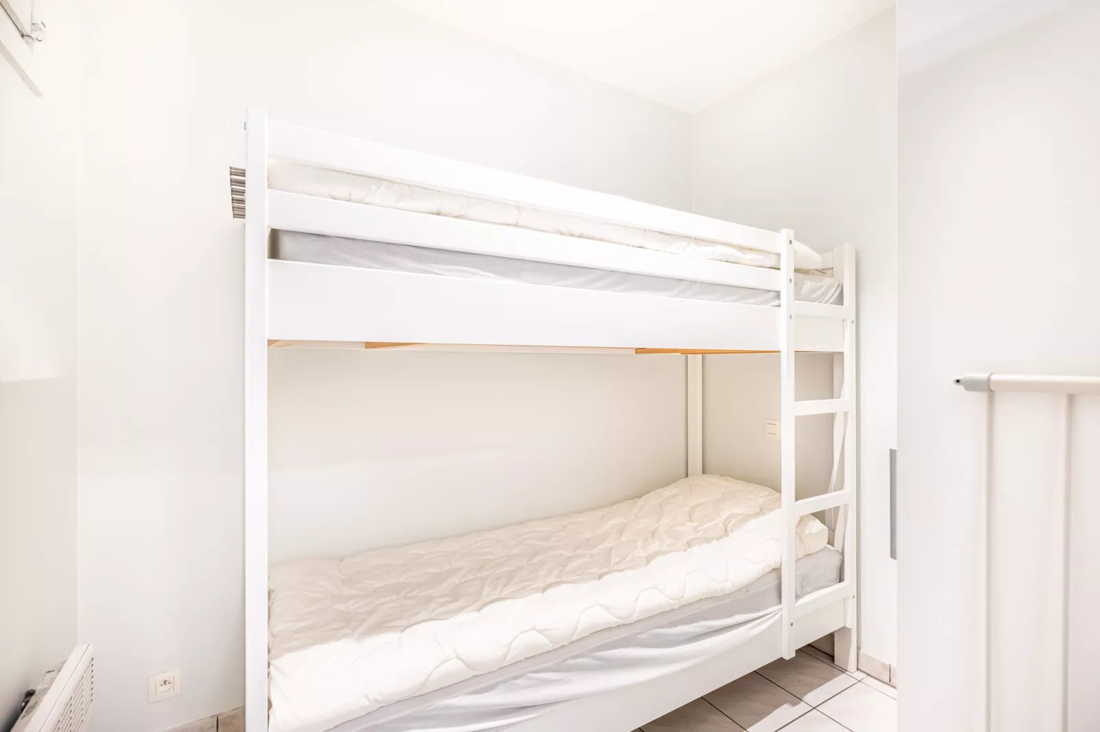 Delphine CD - 103-Chambre
