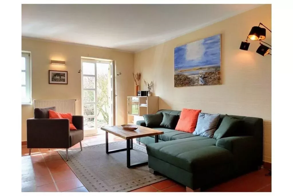 431735-Living room