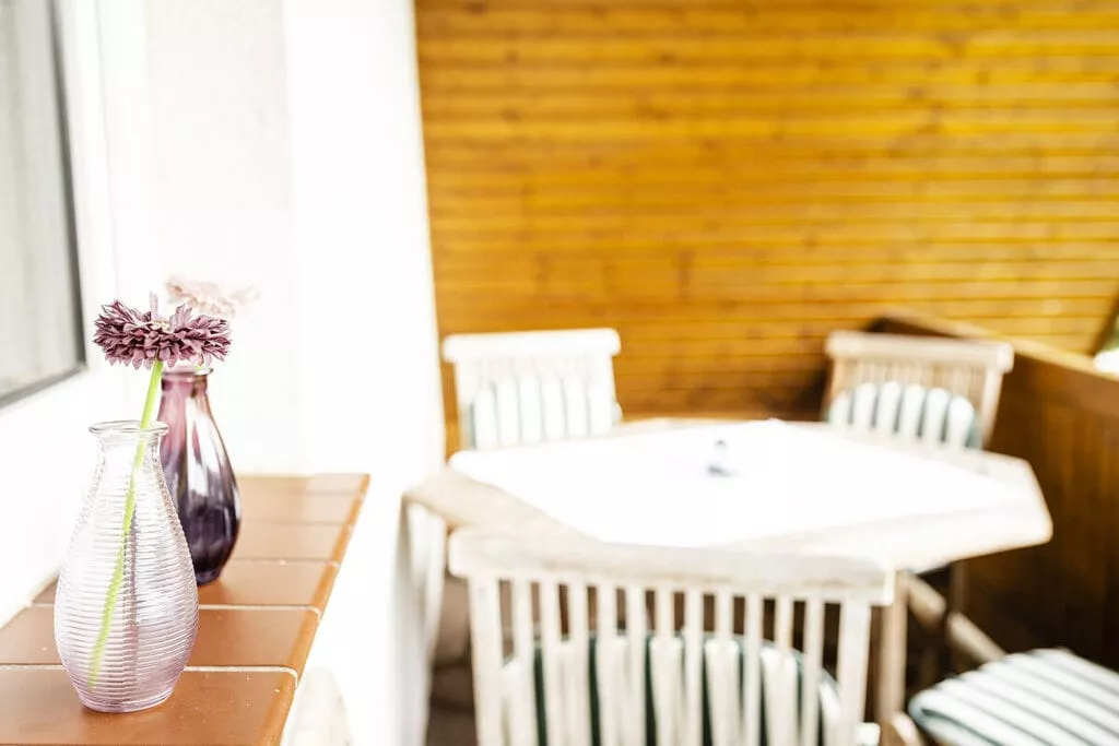 164421-Dining room