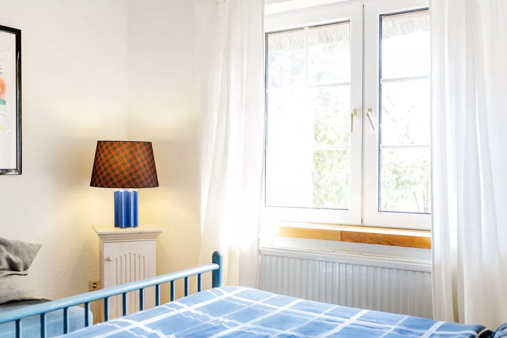 164421-Bedroom