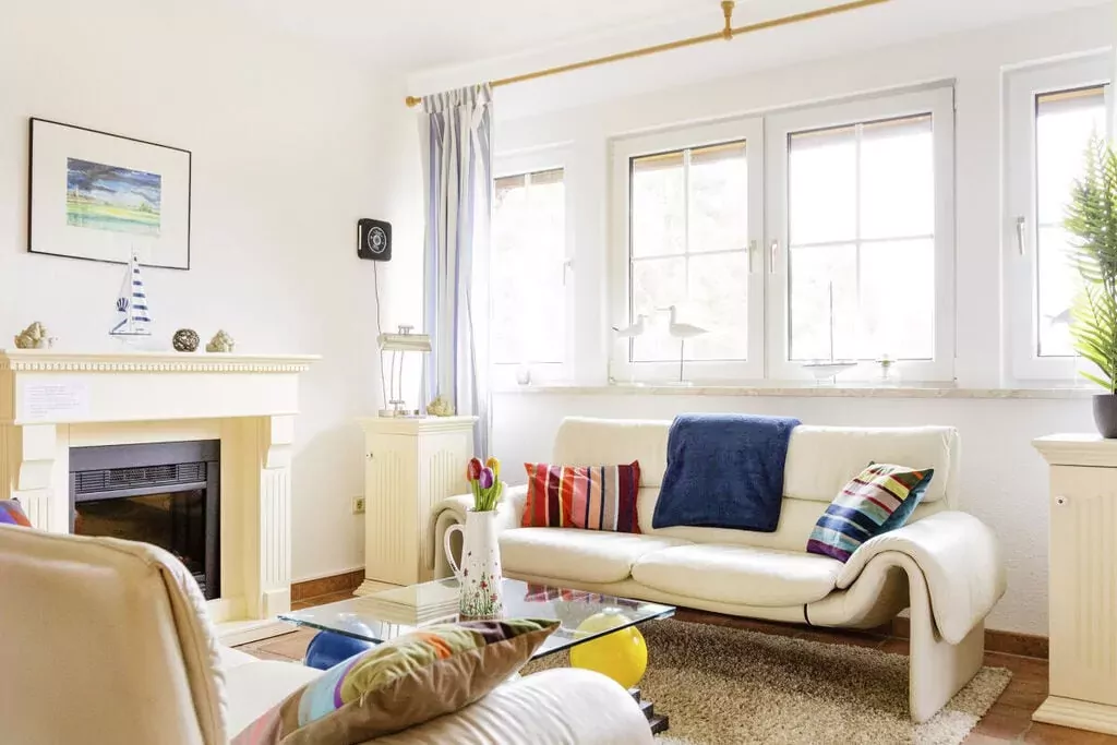 164421-Living room