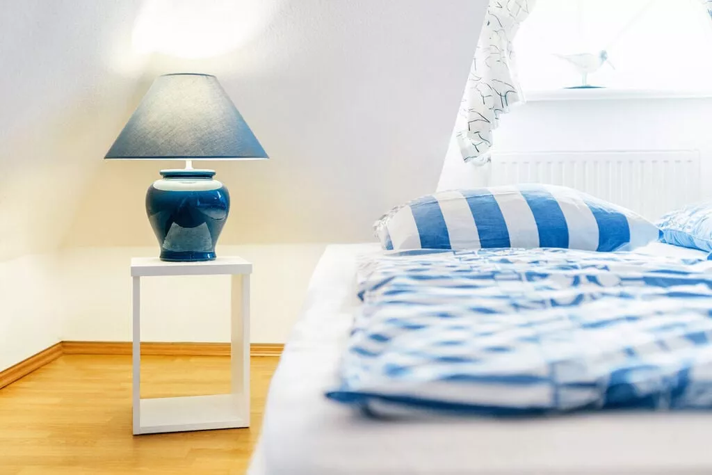 164421-Bedroom