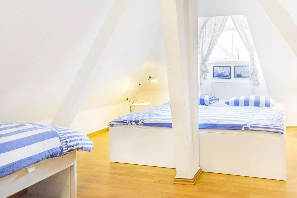 164421-Bedroom