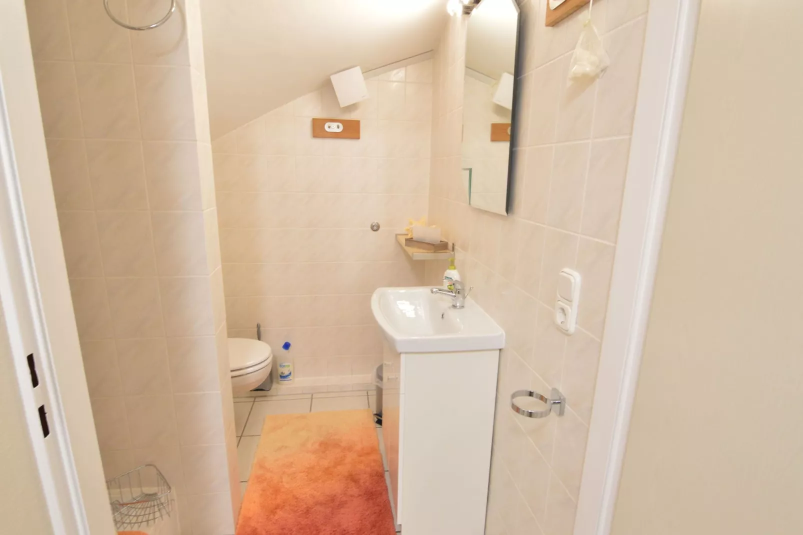 Andrea Wienpahl-Bathroom