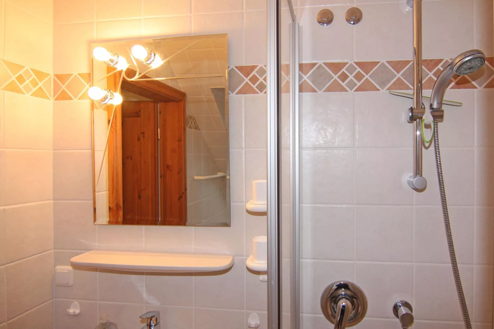 Schlagsdorf 40 Weiter Feldblick ganzes Haus-Bathroom