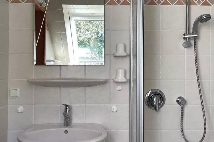 Schlagsdorf 40 Weiter Feldblick ganzes Haus-Bathroom