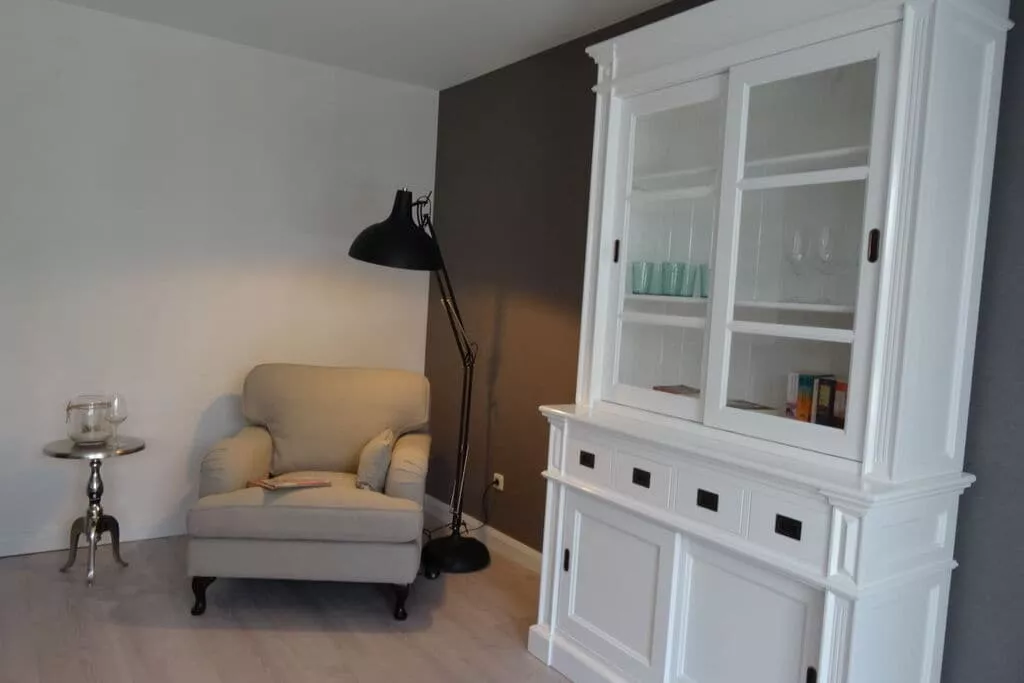 217302-Bedroom