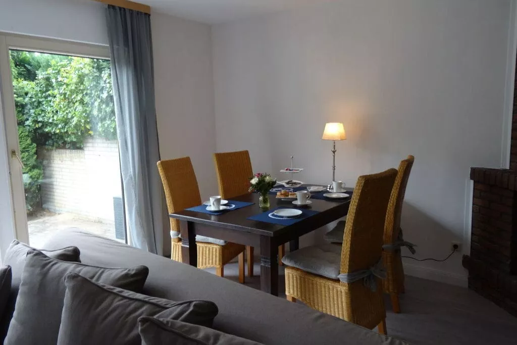 217302-Dining room