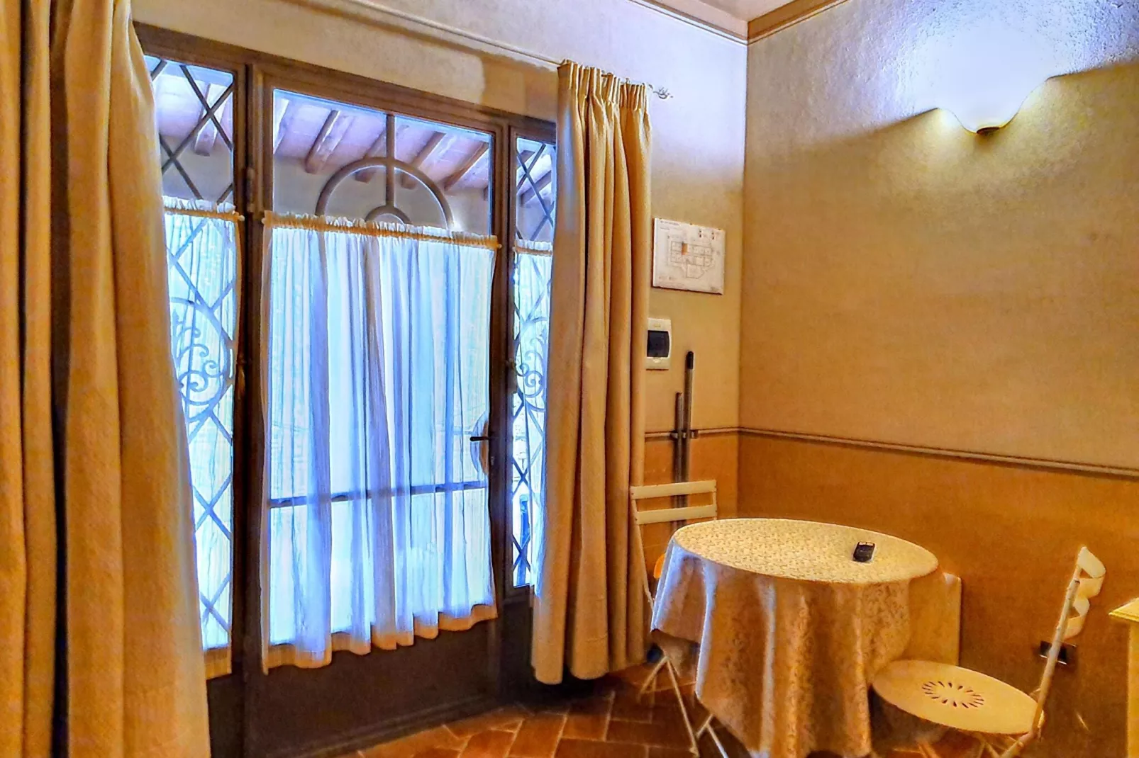 Monolocale-Living room