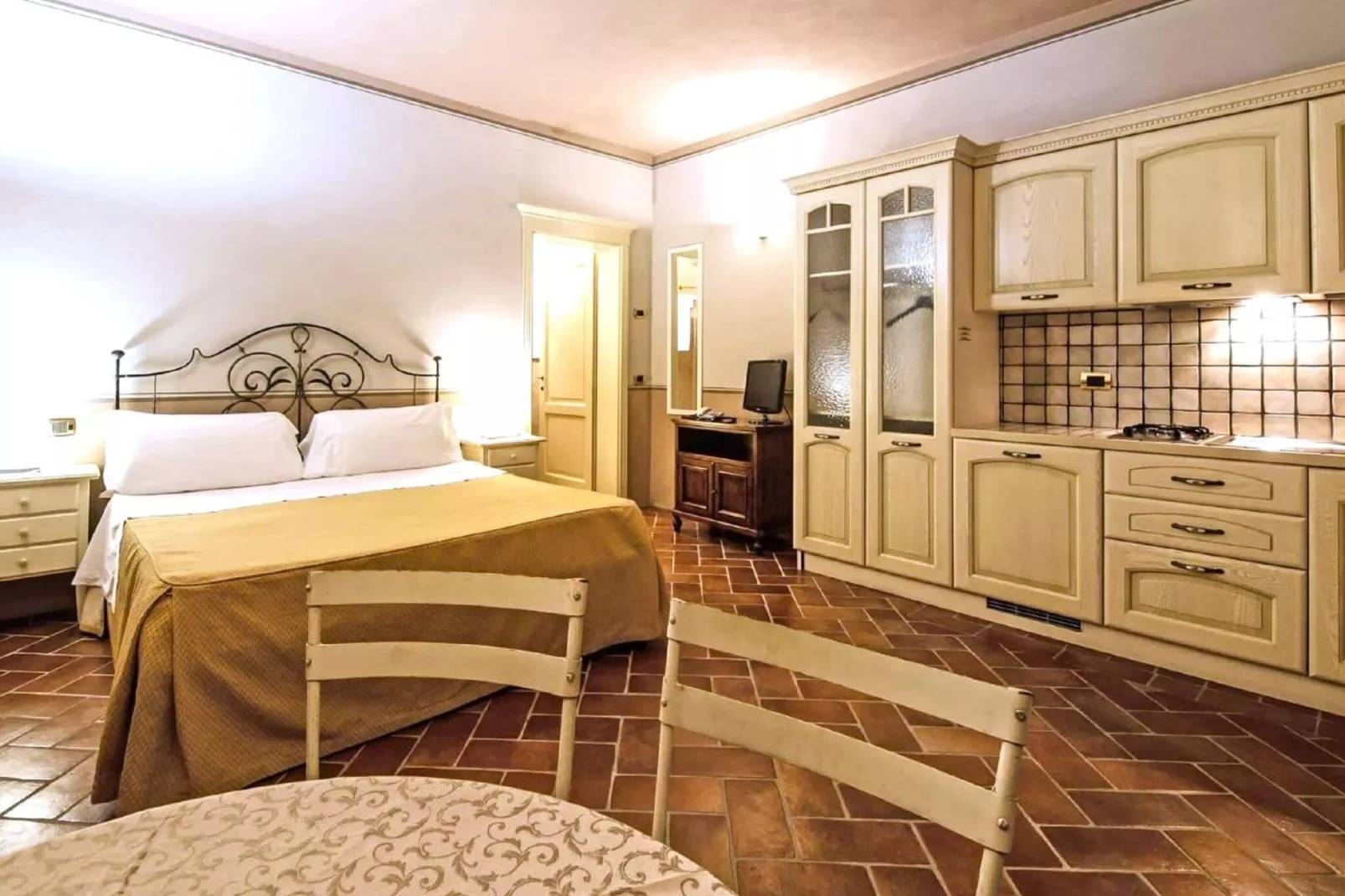 Monolocale-Bedroom