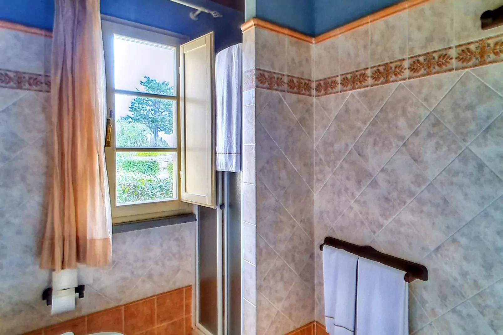 Bilocale-Bathroom