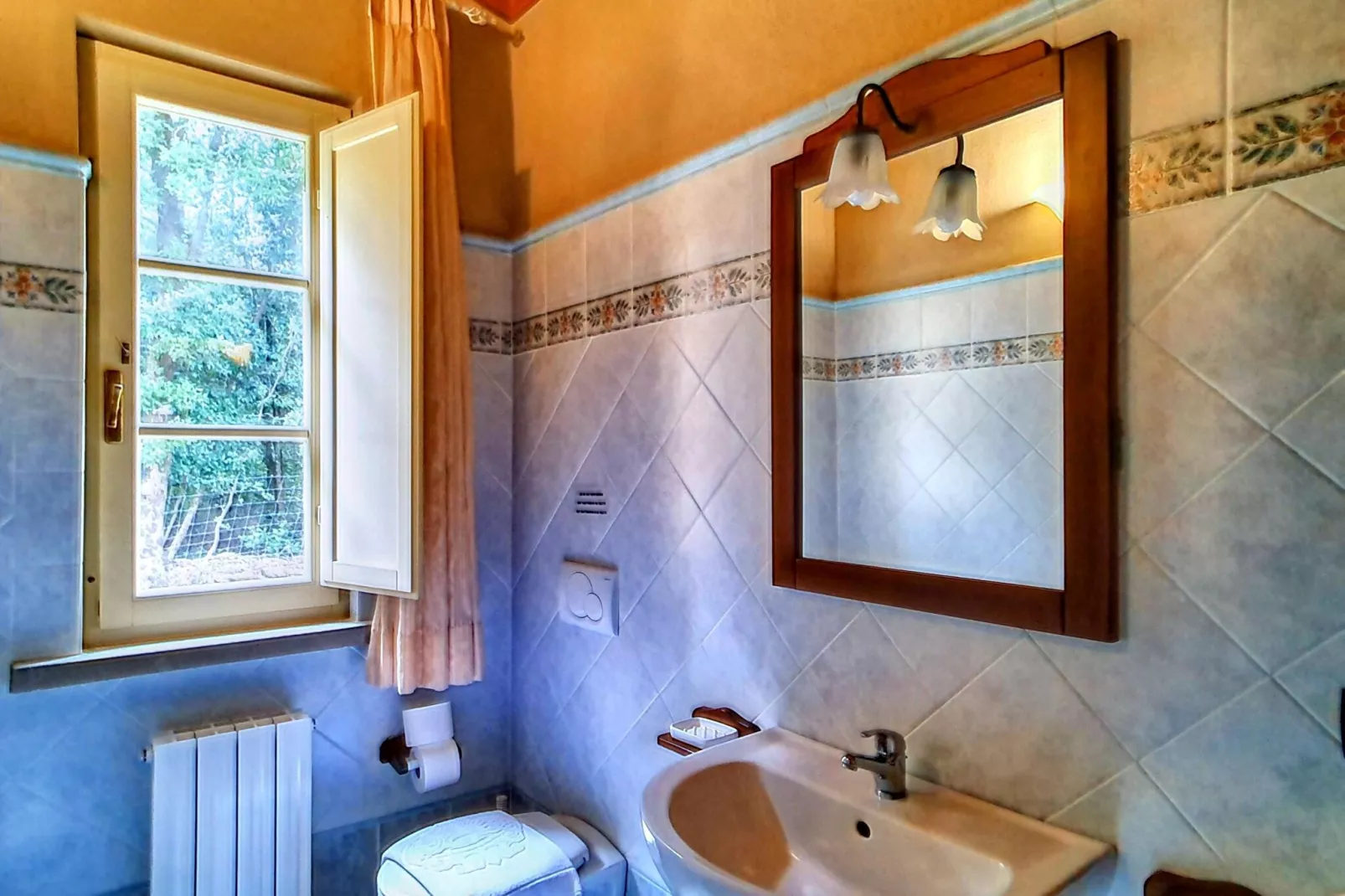 Trilocale-Bathroom