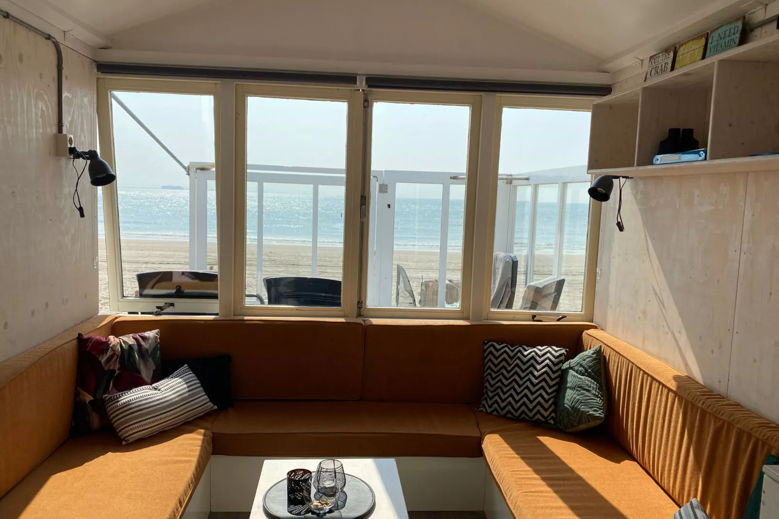 Strand Dishoek 345/346-Living room