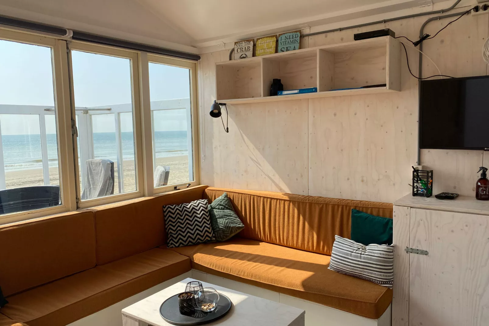 Strand Dishoek 345/346-Living room