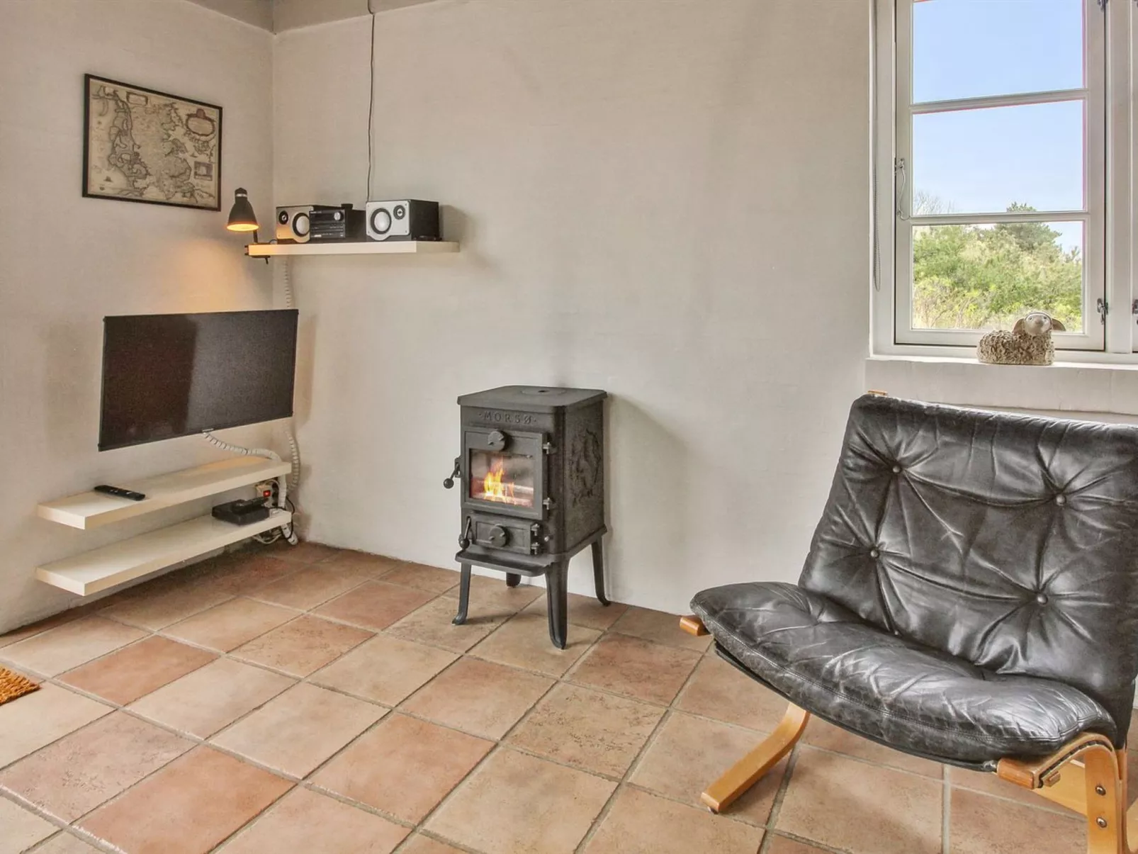 "Amaja" - 1.9km from the sea-Inside
