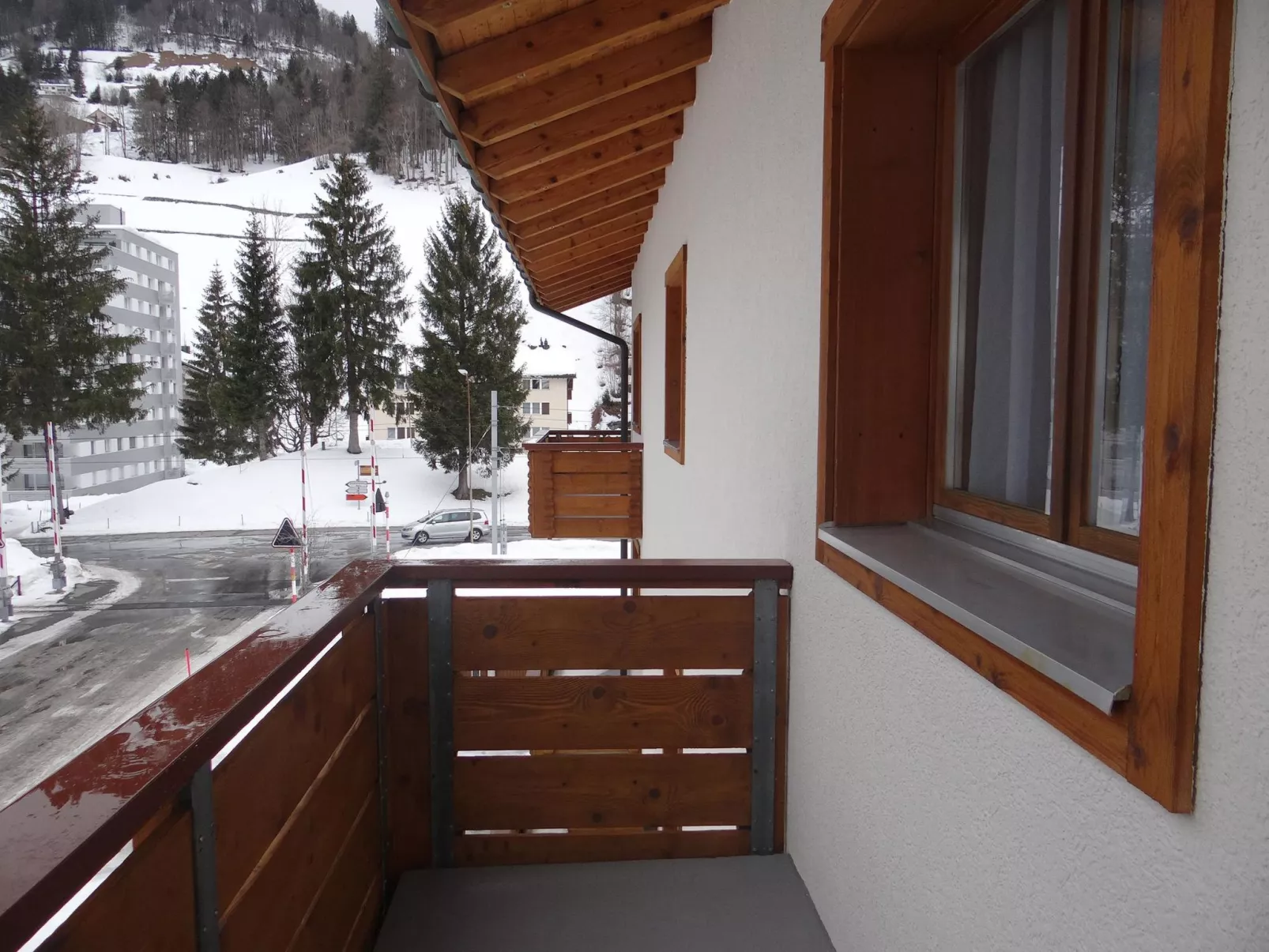 Alpenstrasse 1-Inside