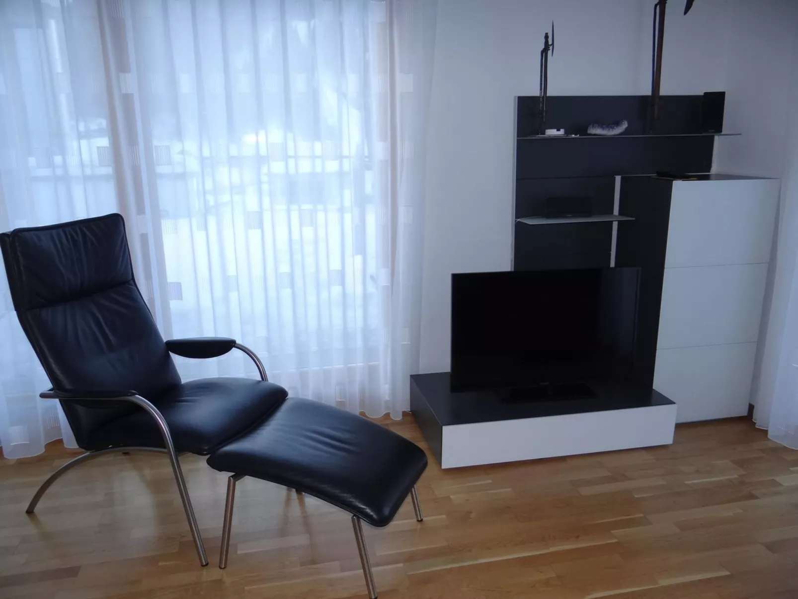 Dorfstrasse 7/42-Inside