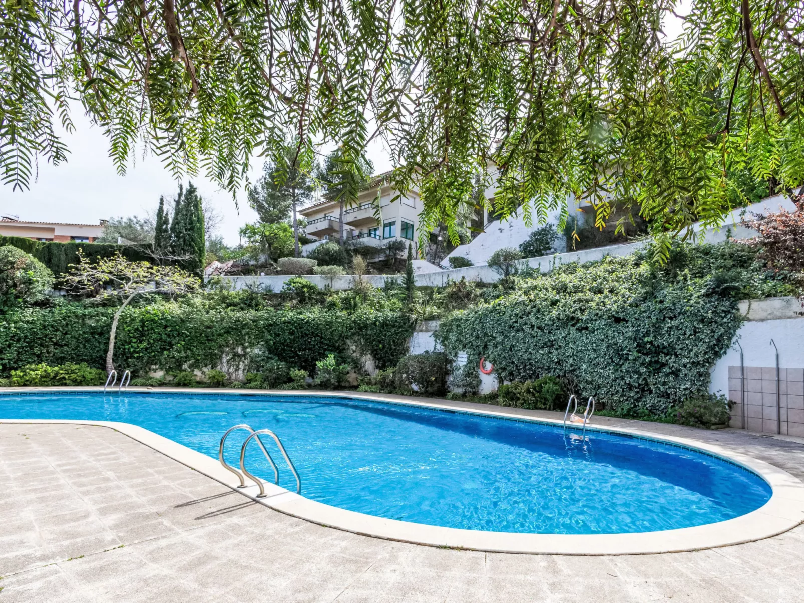 Mediterrani-Outside